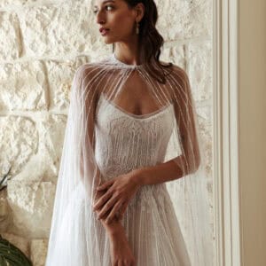Les bracelets, Robe de mariée élégante et personnalisable